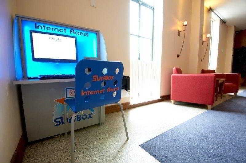 Travelodge Derry Экстерьер фото